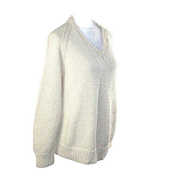 Hand Knit Custom Designer Heavy Cable Calf Face Cream V-Neck Sweater Size Large - Picture 6 of 8